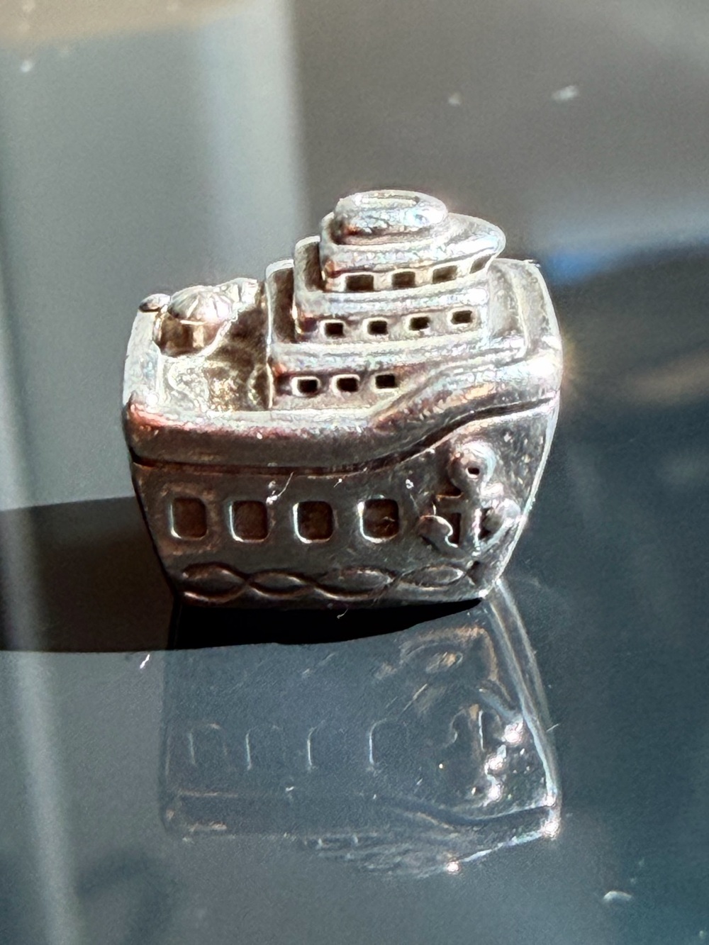 Authentic Pandora Cruise Ship Charm 791043